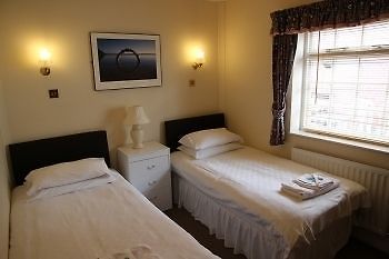 The Stuffed Dormouse Hotel Newport  Esterno foto